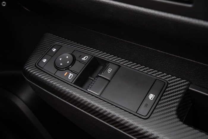 2025 Mitsubishi Triton GLX