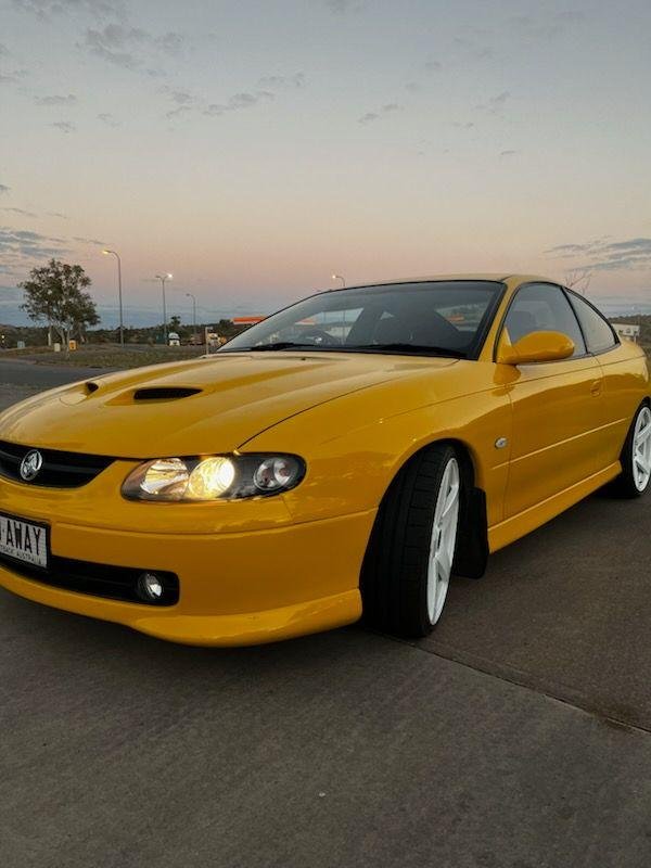 2004 Holden Monaro CV8 VZ Devil Yellow