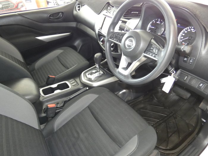 2021 Nissan Navara SL
