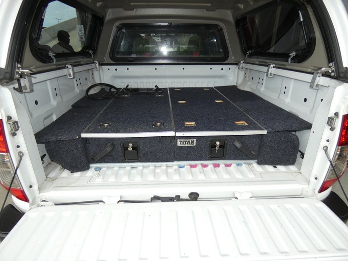 2021 Nissan Navara SL