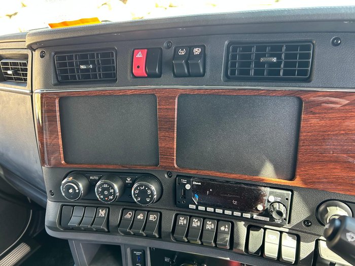 2025 Kenworth T410 Series T410SAR