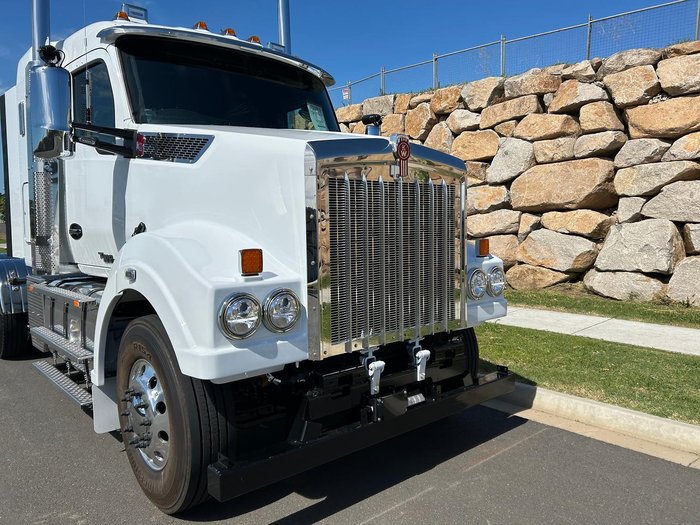 2025 Kenworth T410 Series T410SAR