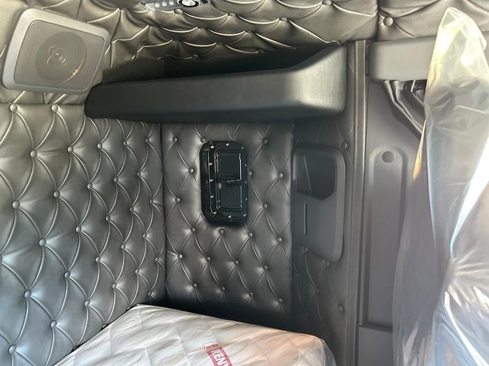 2025 Kenworth T410 Series T410SAR