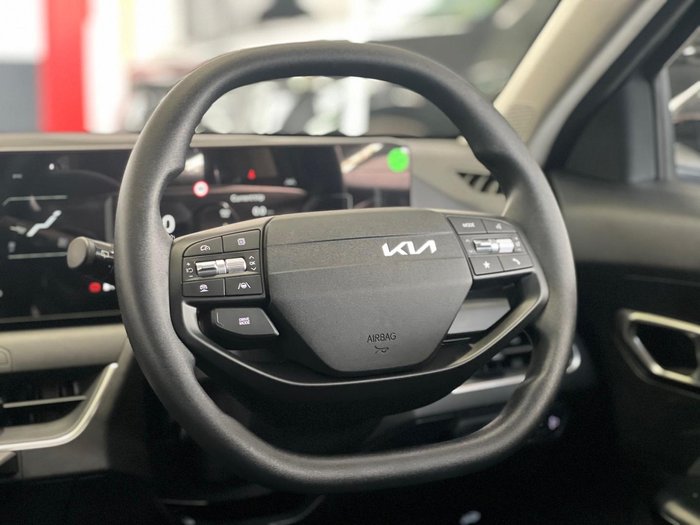 2025 Kia K4 S