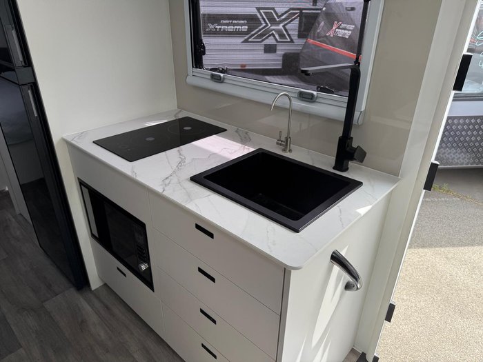 2025 JB Caravans Jb Touring Rear Bed Queen