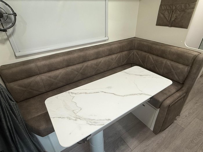 2025 JB Caravans Jb Touring Single Beds Save $24,150 Was $241,500