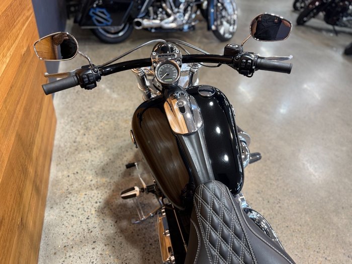 2014 Harley-davidson FXSB SOFTAIL BREAKOUT