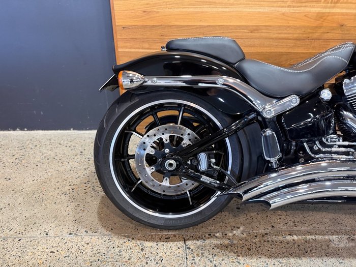 2014 Harley-davidson FXSB SOFTAIL BREAKOUT