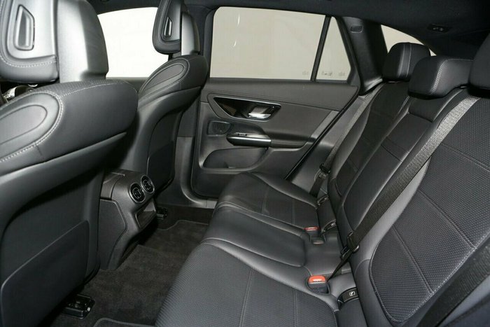 2024 Mercedes-Benz GLC-Class GLC300