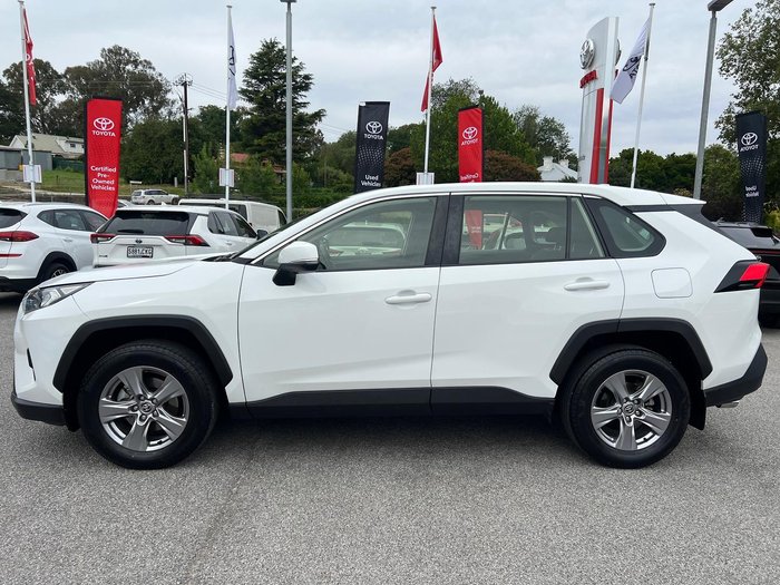 2022 Toyota RAV4 GX