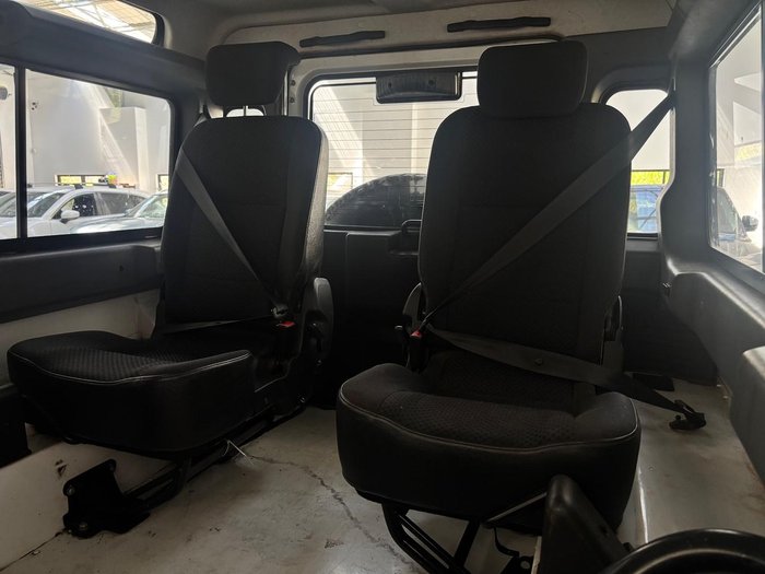 2012 Land Rover Defender 90 MY12 4X4 Constant Fuji White