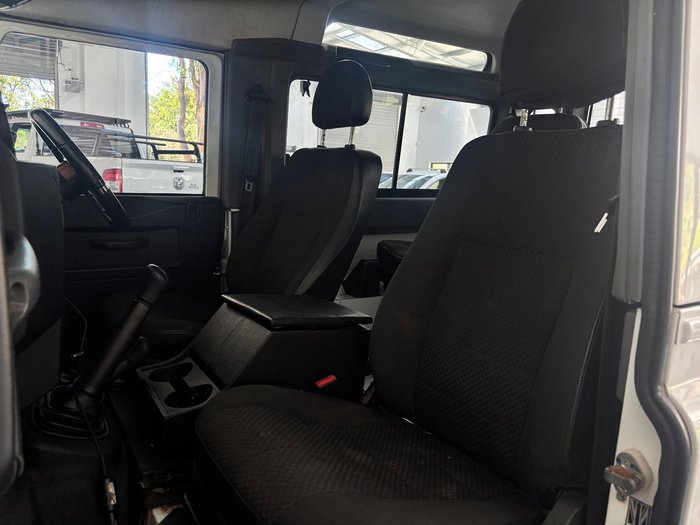 2012 Land Rover Defender 90 MY12 4X4 Constant Fuji White