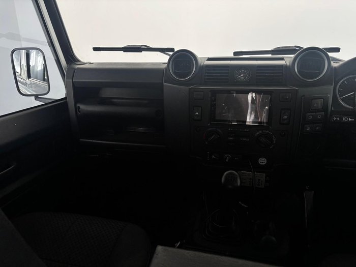 2012 Land Rover Defender 90 MY12 4X4 Constant Fuji White