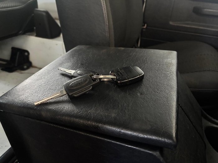 2012 Land Rover Defender 90 MY12 4X4 Constant Fuji White