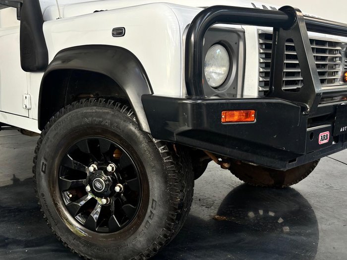 2012 Land Rover Defender 90 MY12 4X4 Constant Fuji White
