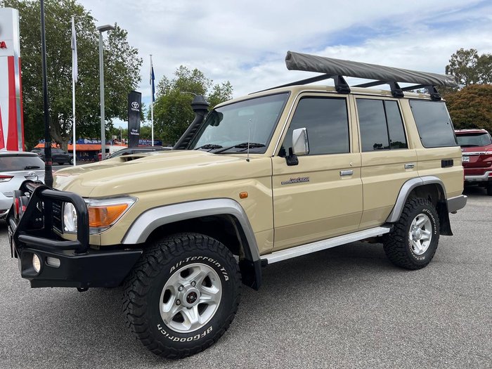2020 Toyota Landcruiser GXL