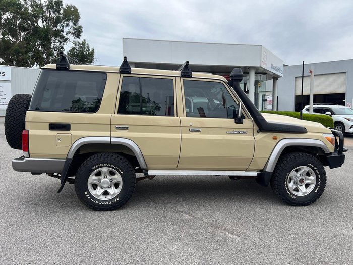 2020 Toyota Landcruiser GXL