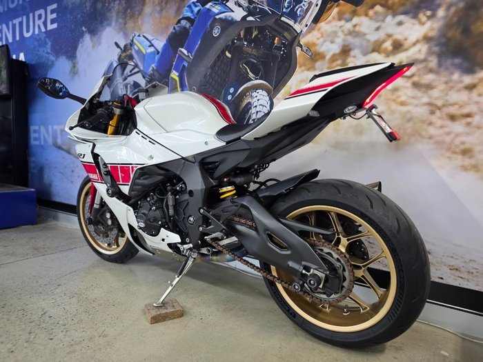 2022 Yamaha YZF-R1WGP 60TH ANNIV WHITE