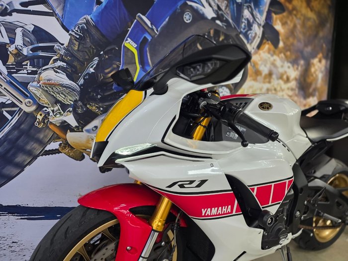 2022 Yamaha YZF-R1WGP 60TH ANNIV WHITE
