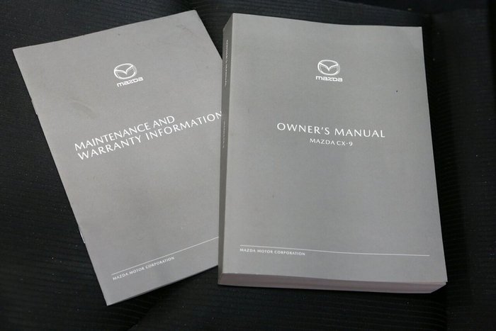 2022 Mazda CX-9 Sport