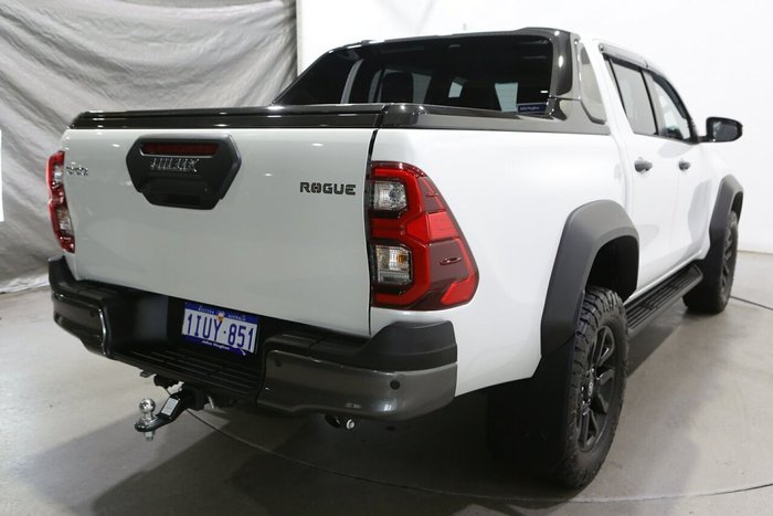 2025 Toyota Hilux Rogue 48V