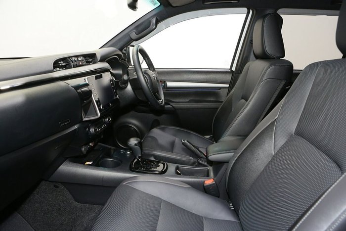 2025 Toyota Hilux Rogue 48V