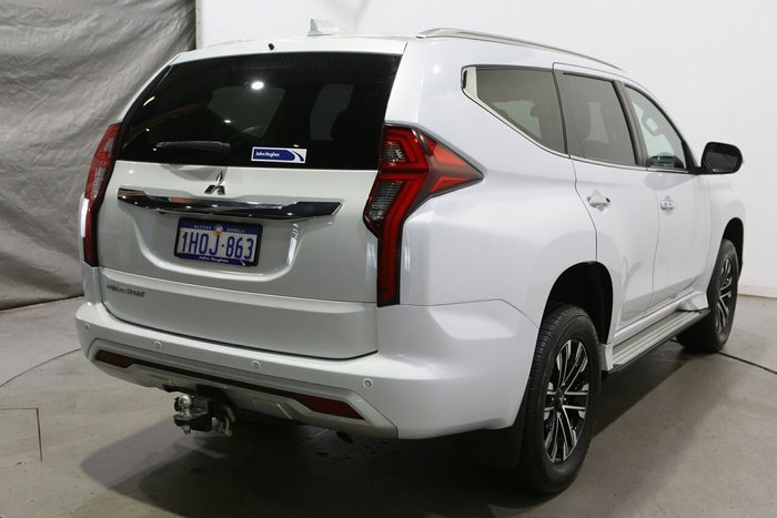 2020 Mitsubishi Pajero Sport Exceed