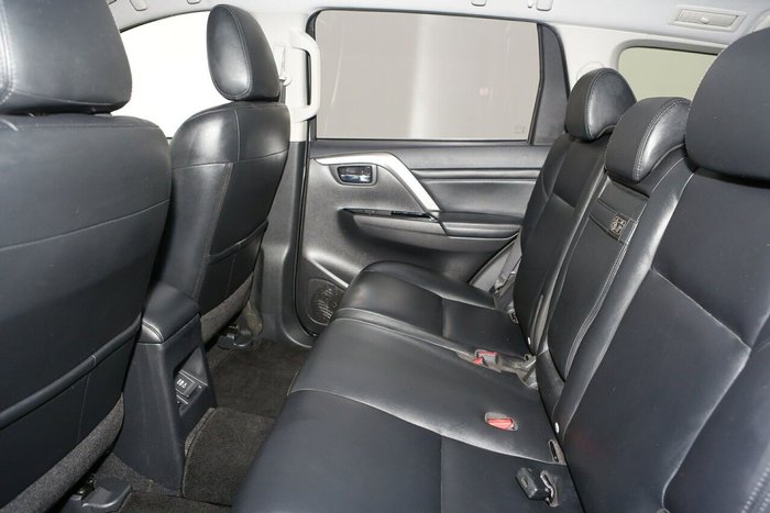 2020 Mitsubishi Pajero Sport Exceed