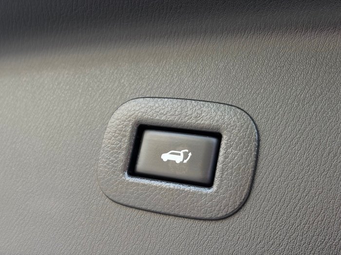 2021 Nissan Patrol Ti-L