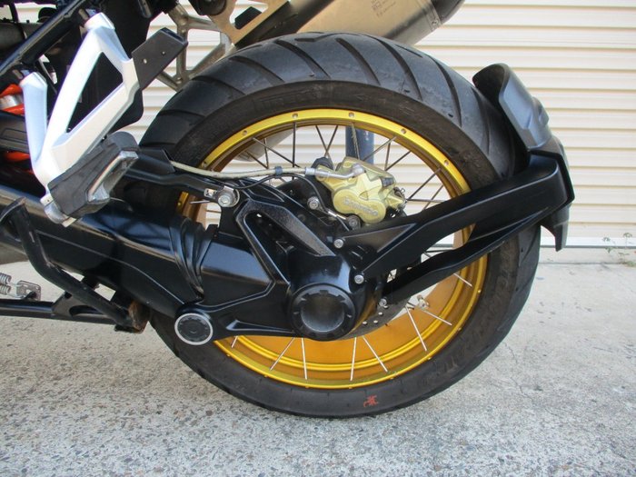 BMW Motorrad R1250GS WHITE