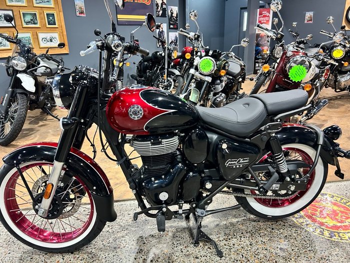 2025 Royal Enfield GOAN 350 RED
