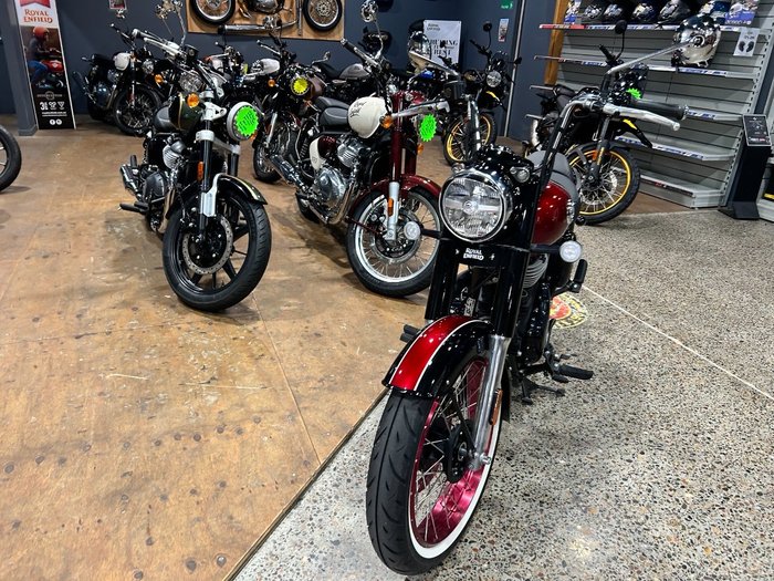 2025 Royal Enfield GOAN 350 RED