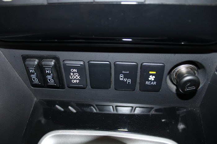 2016 Mitsubishi Pajero Sport Exceed