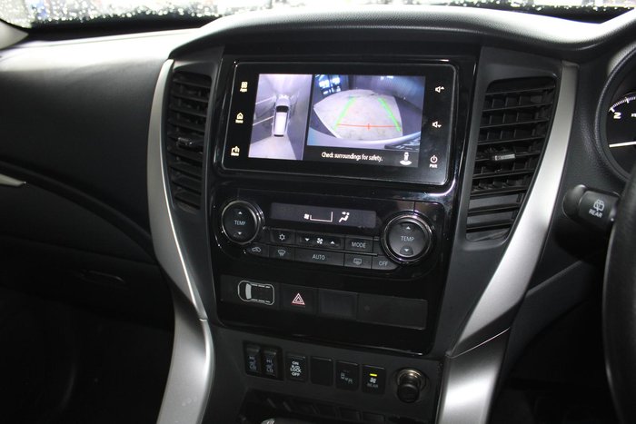 2016 Mitsubishi Pajero Sport Exceed