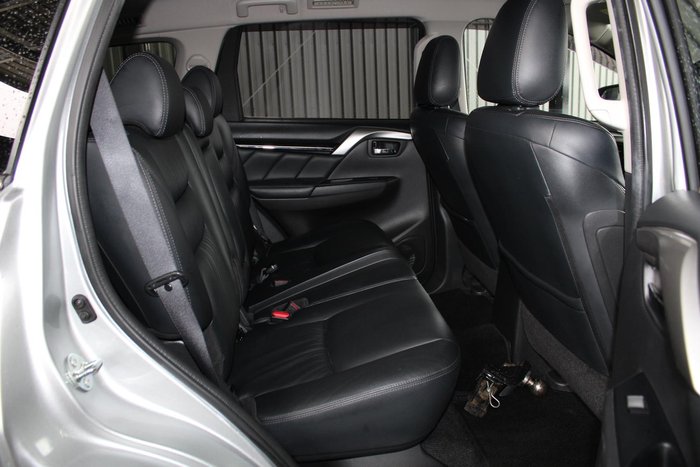 2016 Mitsubishi Pajero Sport Exceed