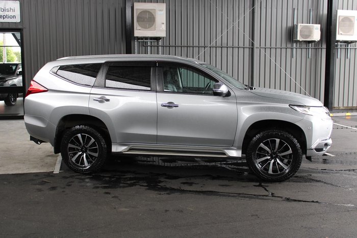 2016 Mitsubishi Pajero Sport Exceed