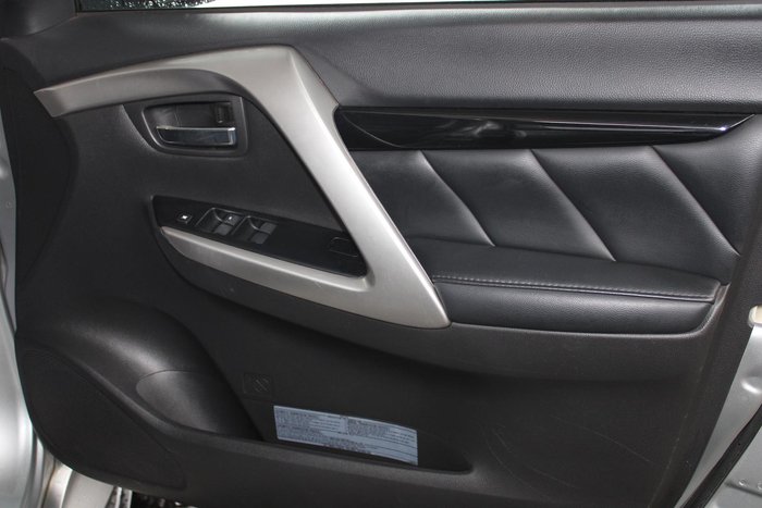 2016 Mitsubishi Pajero Sport Exceed