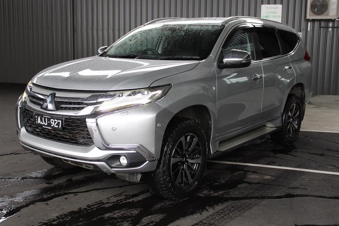 2016 Mitsubishi Pajero Sport Exceed
