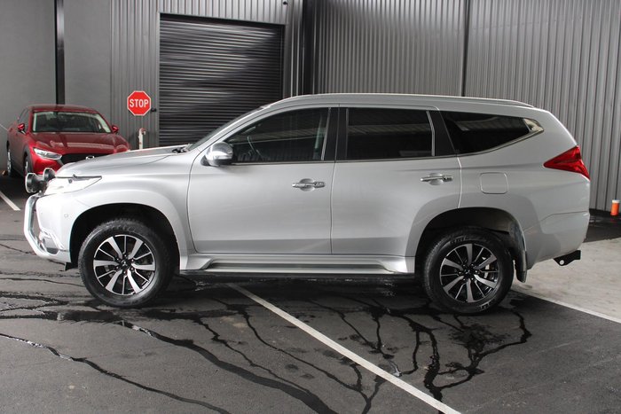 2016 Mitsubishi Pajero Sport Exceed