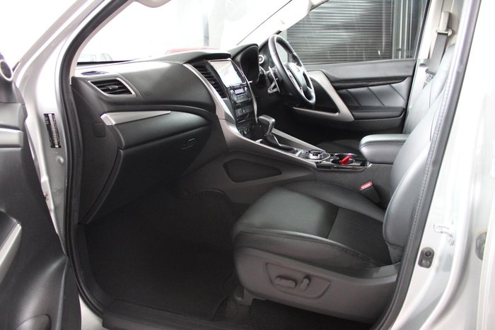 2016 Mitsubishi Pajero Sport Exceed