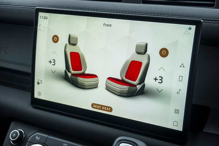 2025 Land Rover Defender 110 D250 S