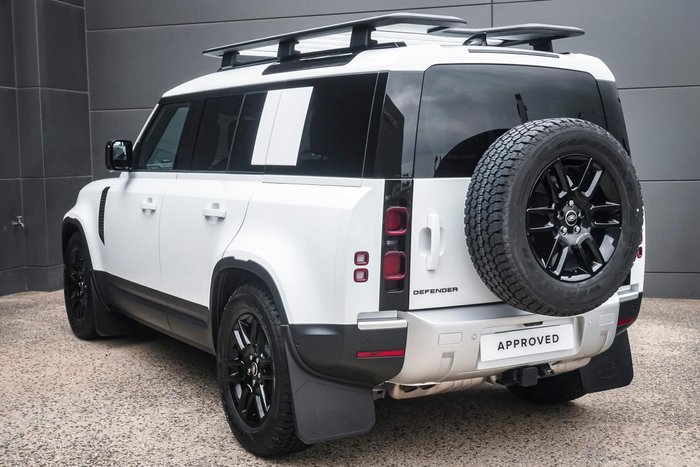 2025 Land Rover Defender 110 D250 S