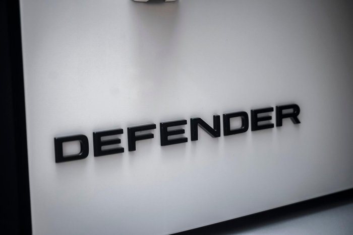 2025 Land Rover Defender 110 D250 S