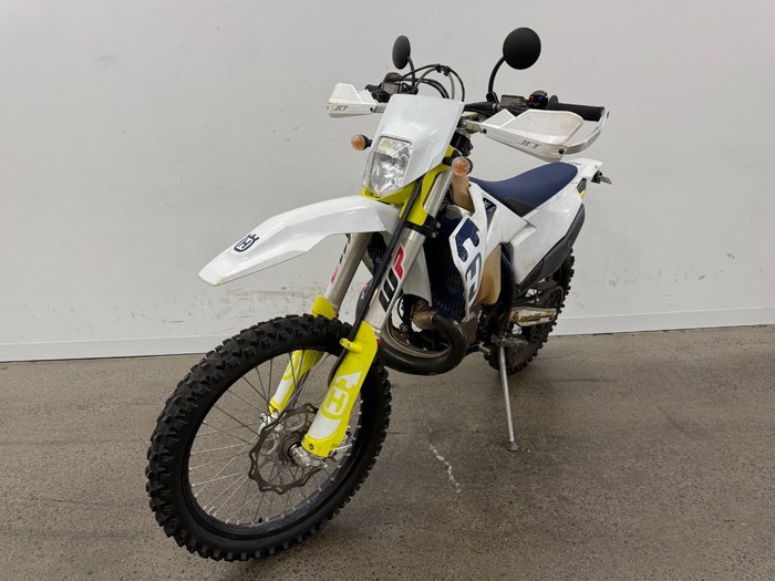 2019 Husqvarna TE250i White