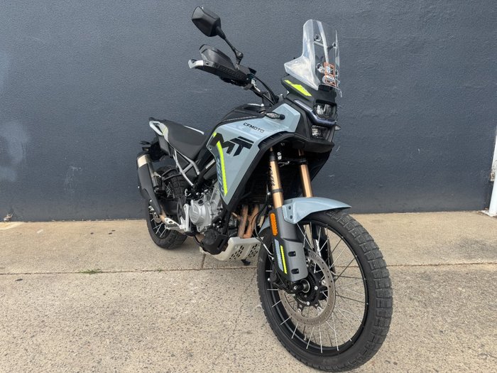 2024 CFMOTO 450 MT