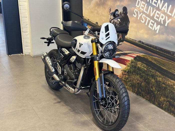 2025 Triumph Scrambler 400 XC Scrambler White