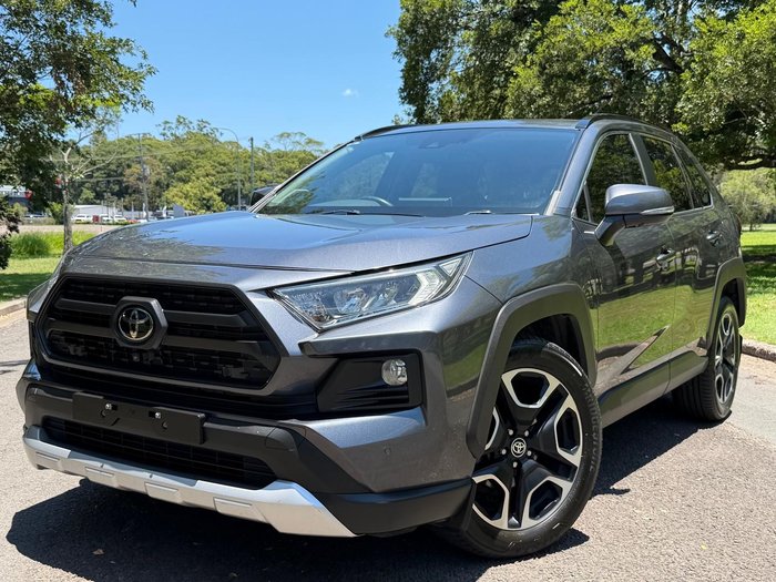 2020 Toyota RAV4 Edge