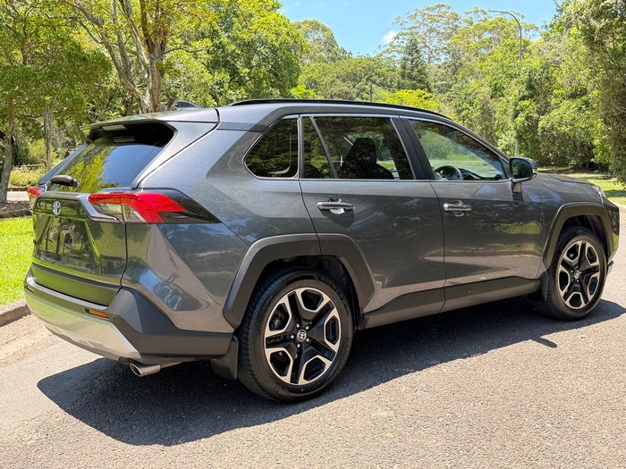 2020 Toyota RAV4 Edge