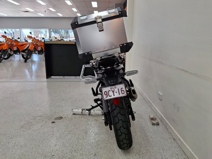 2025 Royal Enfield HIMALAYAN 450 Black