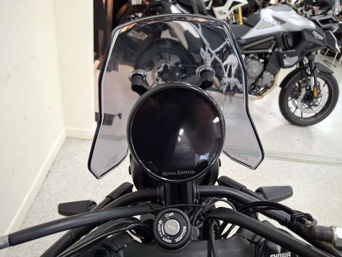 2025 Royal Enfield HIMALAYAN 450 Black